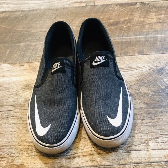 nike toki canvas